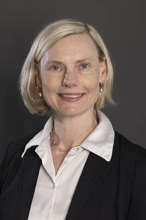 Alison Marr081