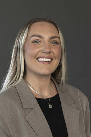 Katie MacLeod, Associate advising on intellectual property, technology and commercial contracts at MFMac