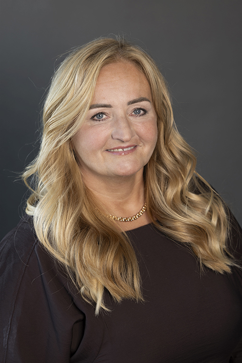 Louise Barrington032