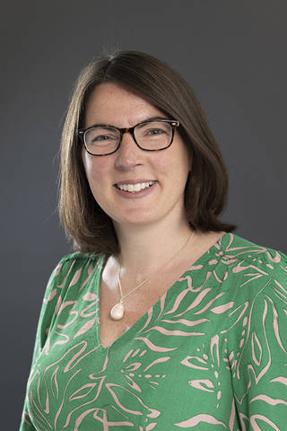 Suzanne Hardie220